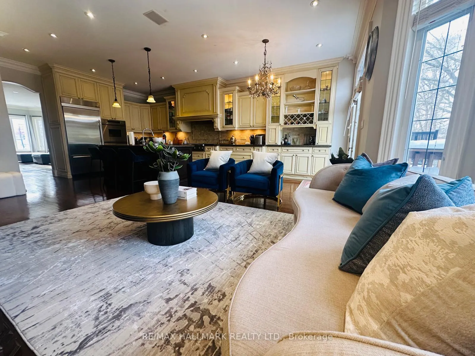 Photo 19 of 370 Douglas Avenue, Toronto, Bedford Park-Nortown — HOMEH