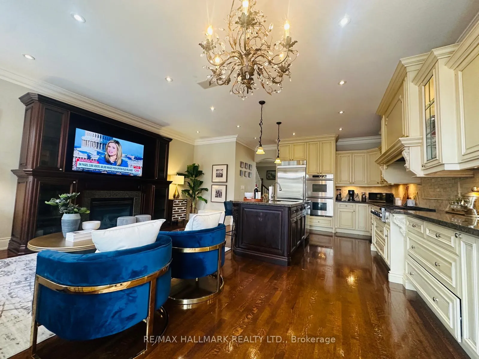 Photo 20 of 370 Douglas Avenue, Toronto, Bedford Park-Nortown — HOMEH