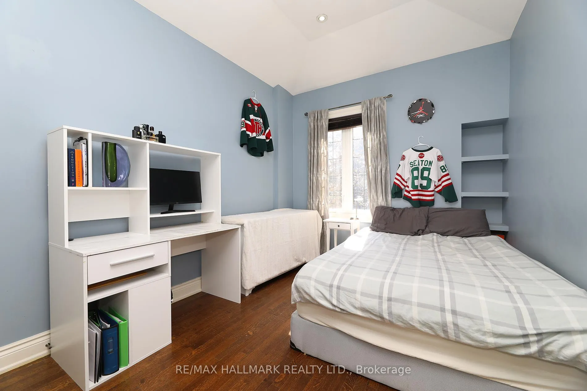 Photo 33 of 370 Douglas Avenue, Toronto, Bedford Park-Nortown — HOMEH