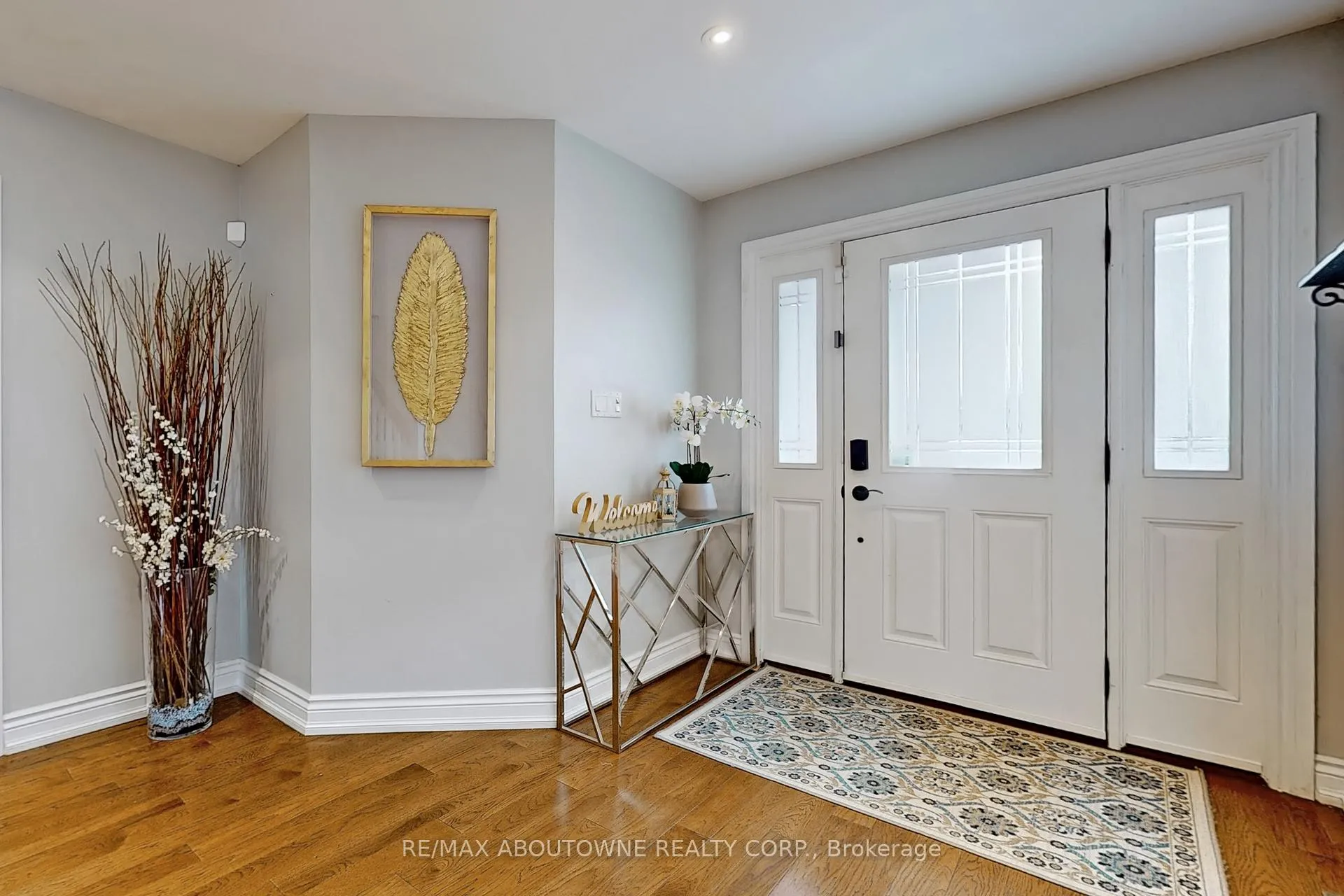 Photo 4 of 2362 Canso Road, Oakville, Ford — HOMEH