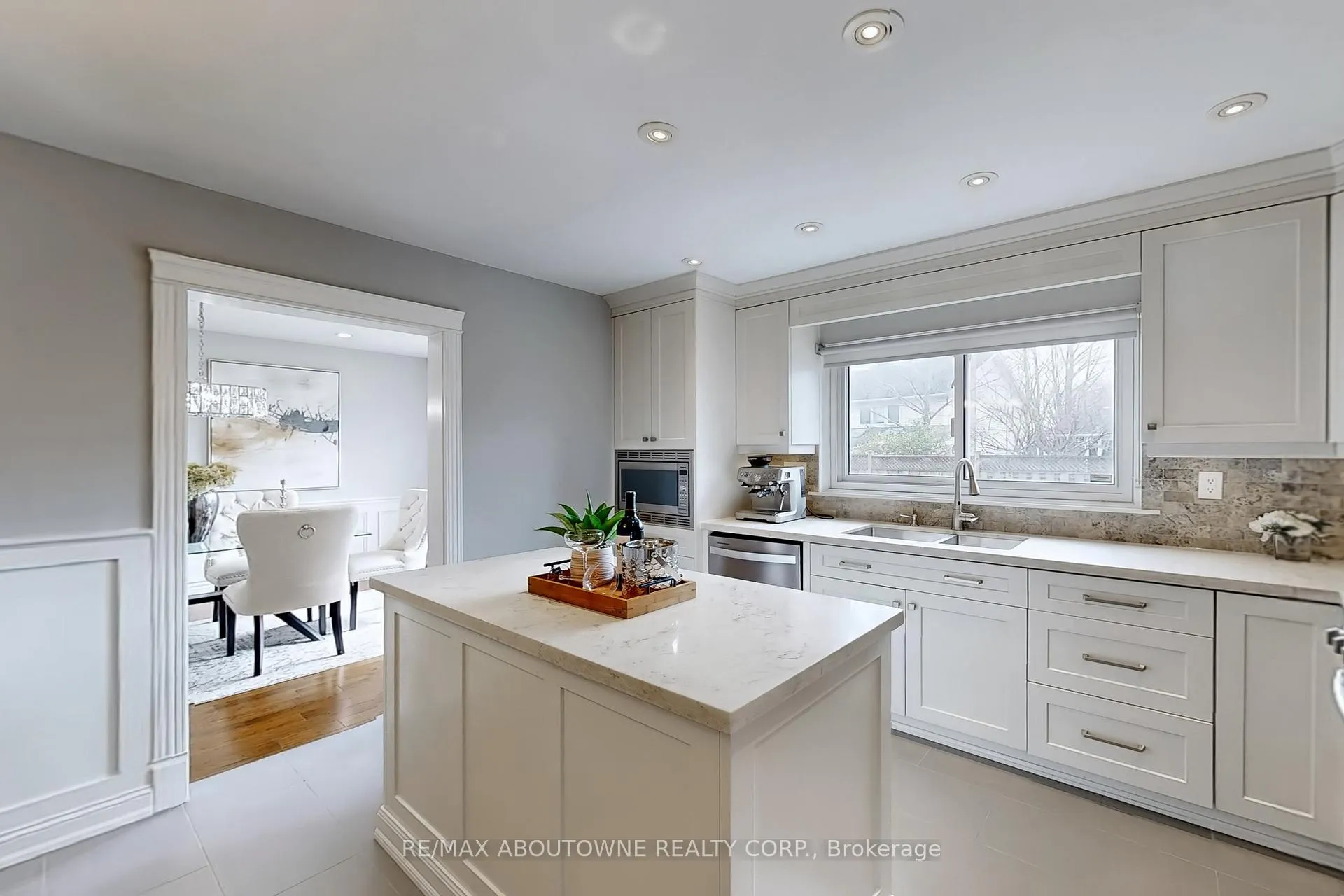 Photo 11 of 2362 Canso Road, Oakville, Ford — HOMEH