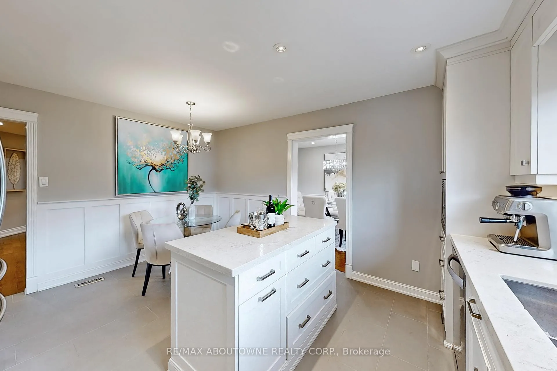Photo 14 of 2362 Canso Road, Oakville, Ford — HOMEH