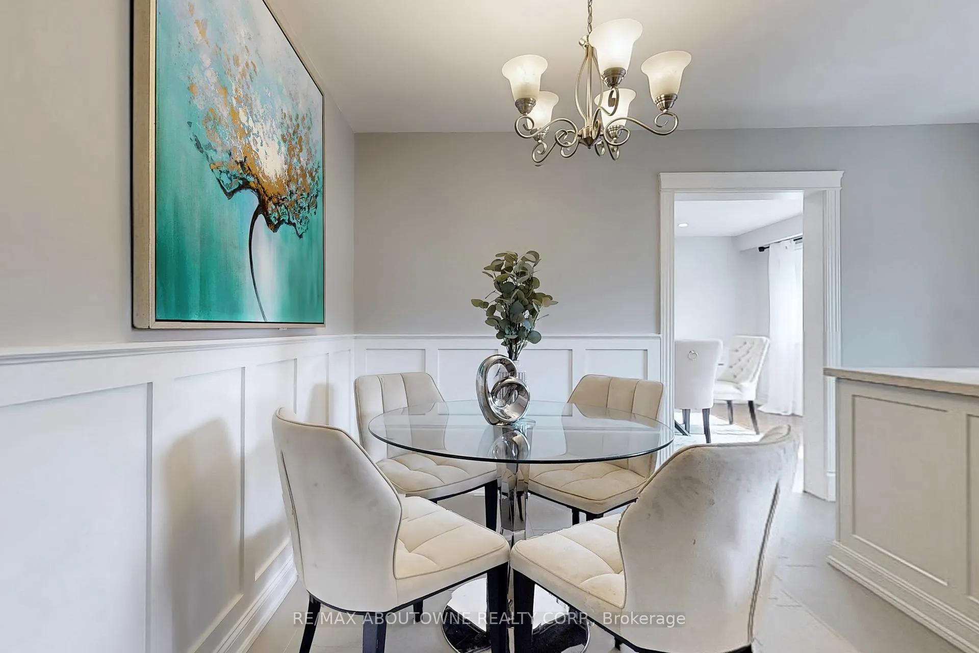 Photo 15 of 2362 Canso Road, Oakville, Ford — HOMEH