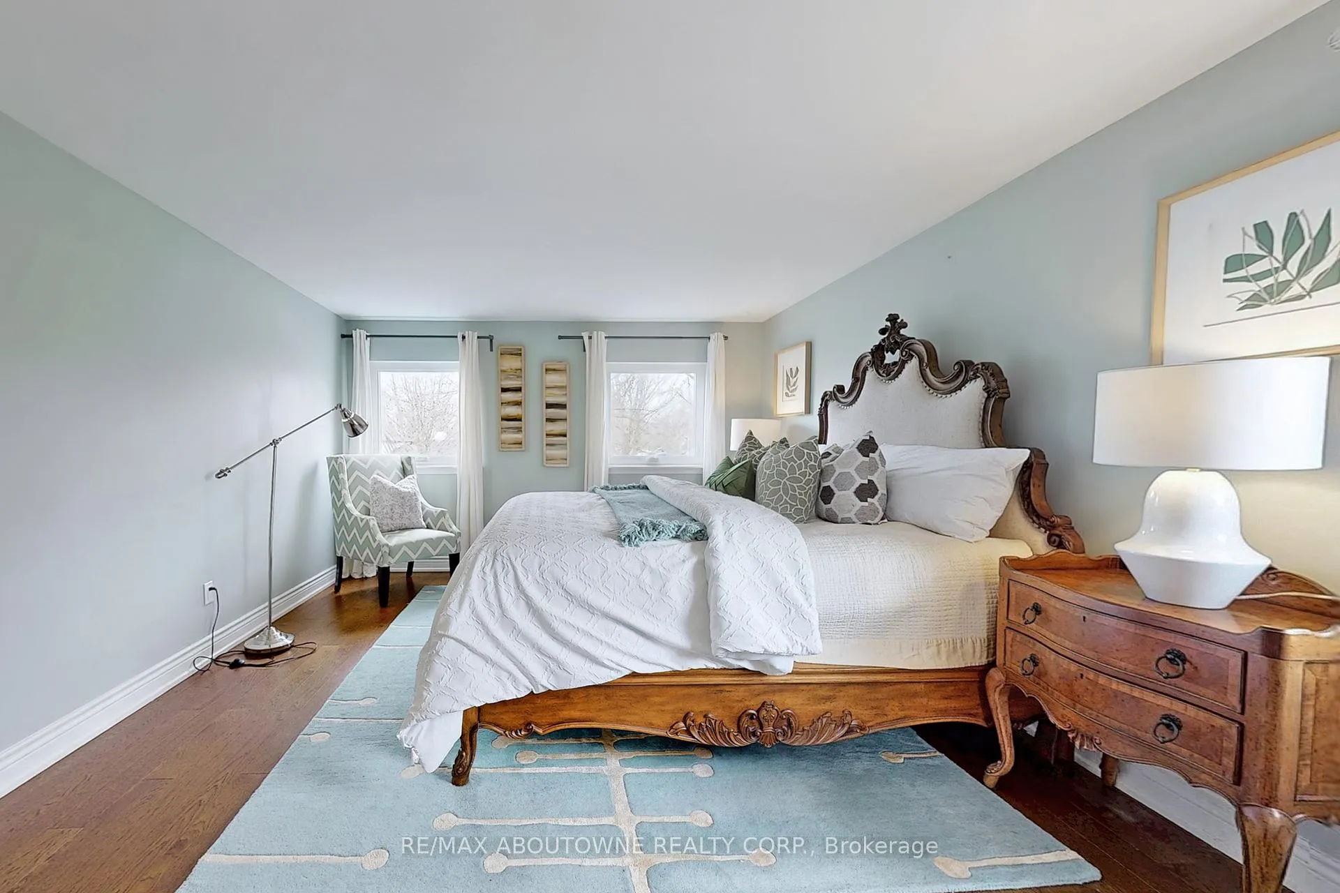 Photo 22 of 2362 Canso Road, Oakville, Ford — HOMEH