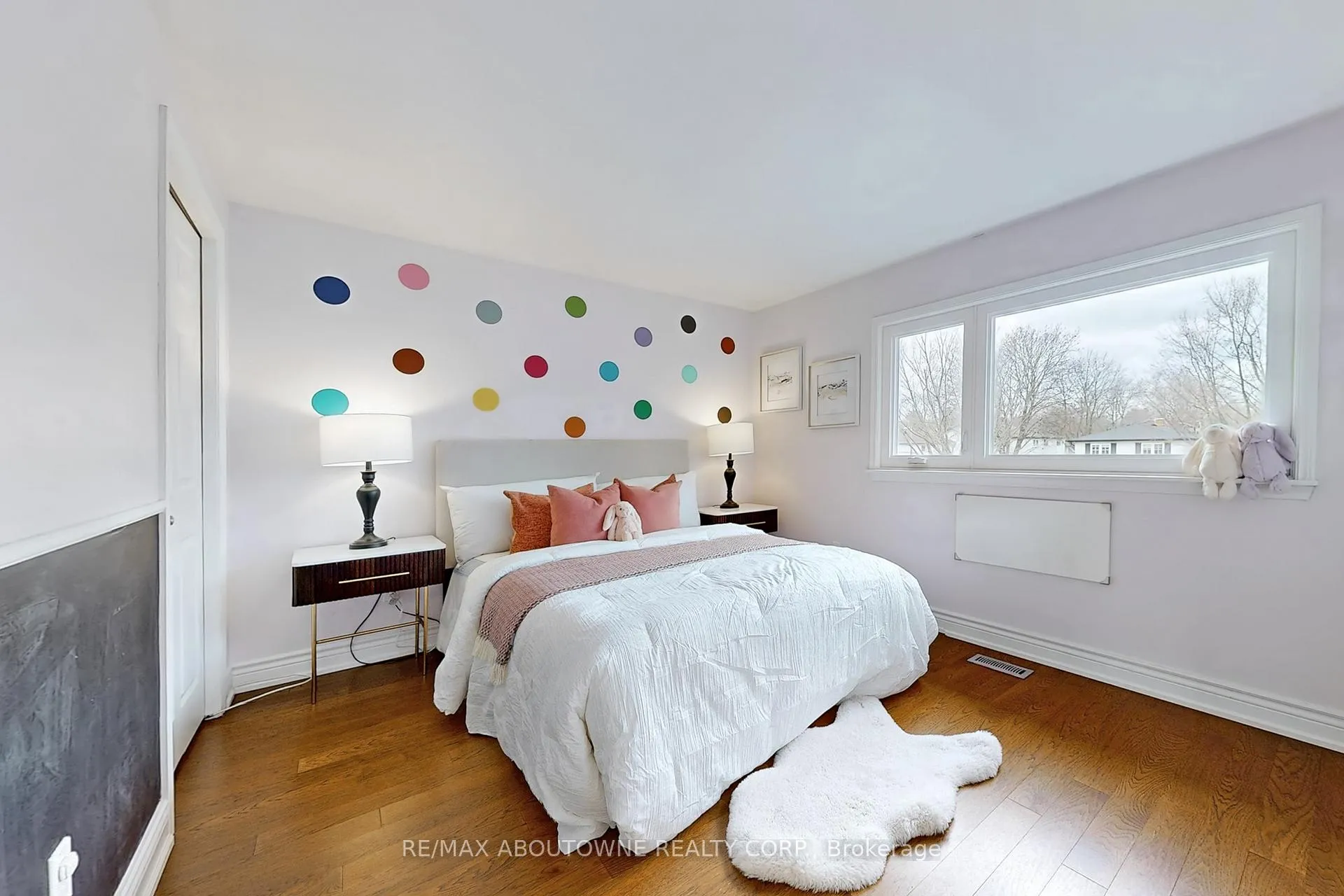 Photo 30 of 2362 Canso Road, Oakville, Ford — HOMEH
