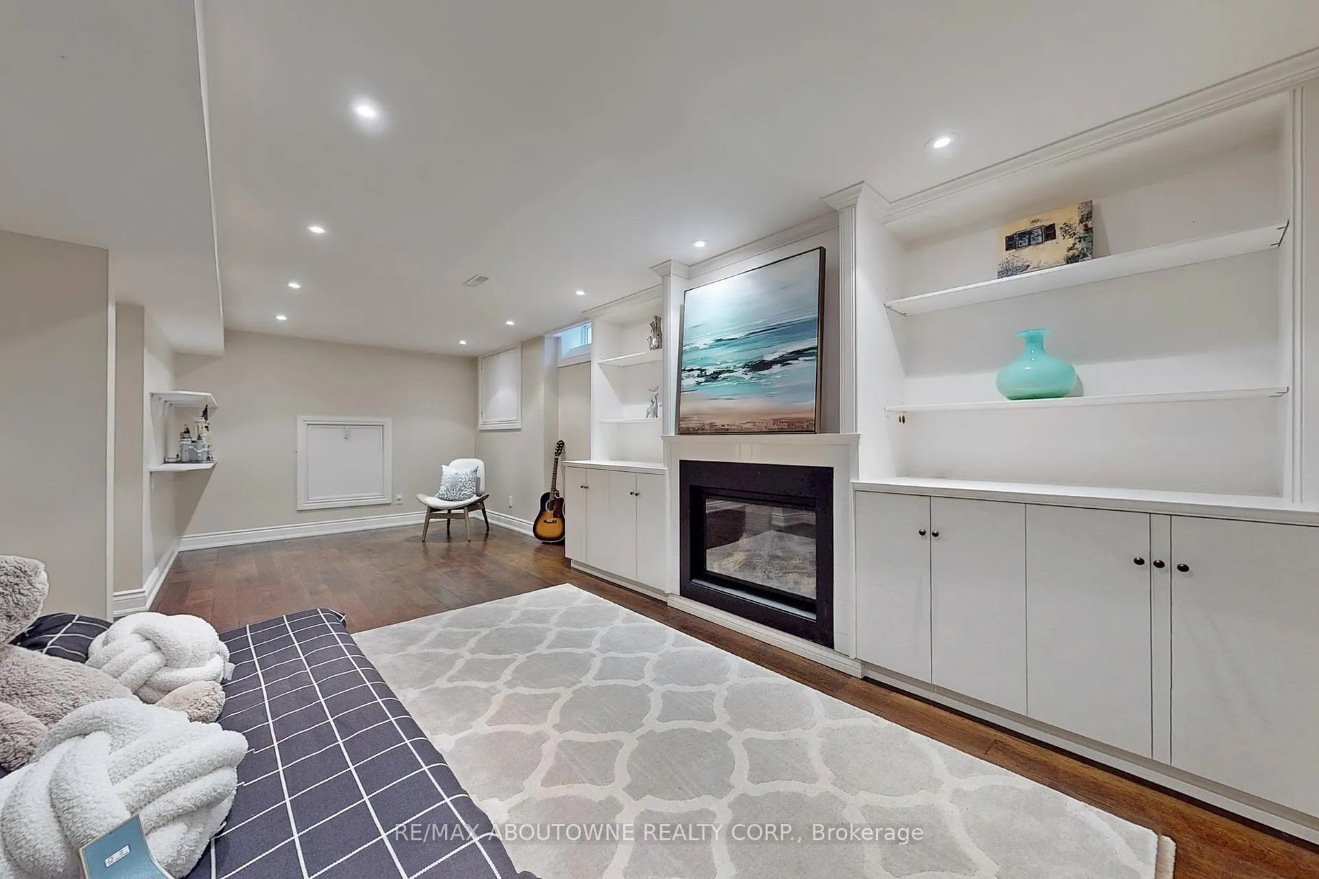 Photo 35 of 2362 Canso Road, Oakville, Ford — HOMEH