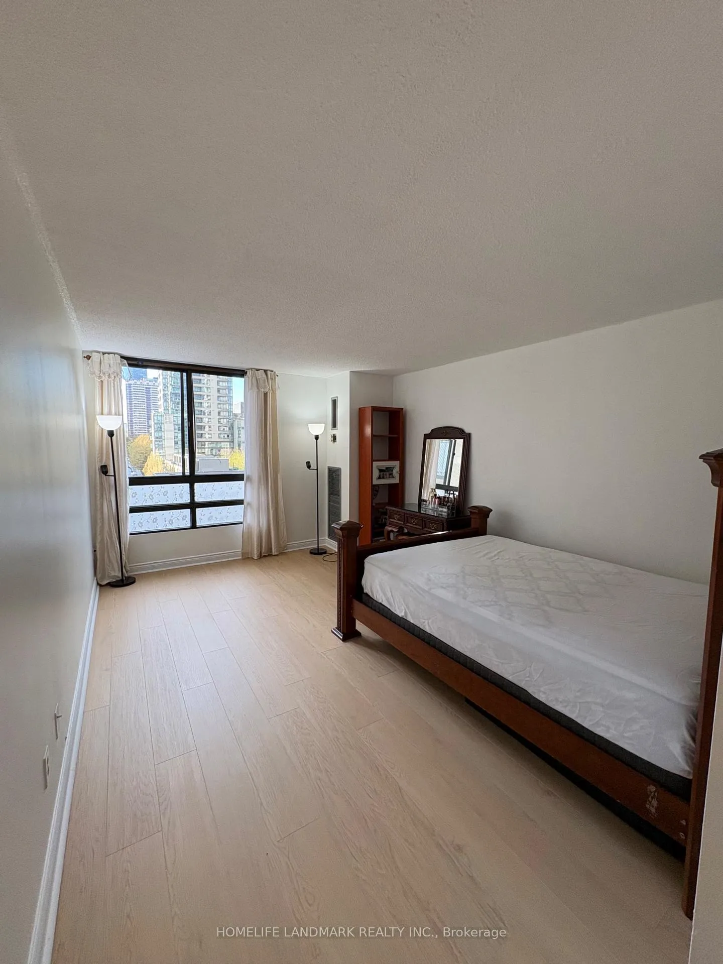 Photo 16 of Unit 704, 77 Carlton Street, Toronto, Church-Yonge Corridor — HOMEH