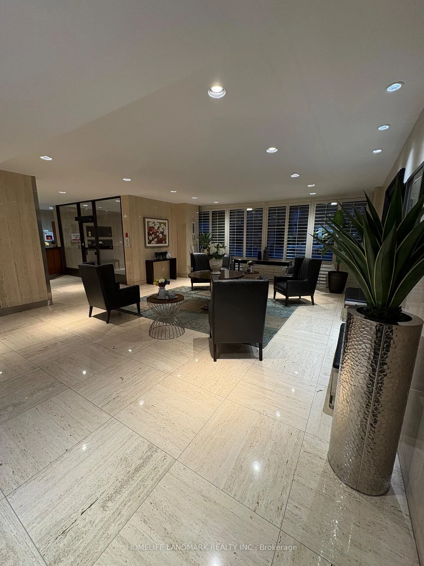 Photo 24 of Unit 704, 77 Carlton Street, Toronto, Church-Yonge Corridor — HOMEH