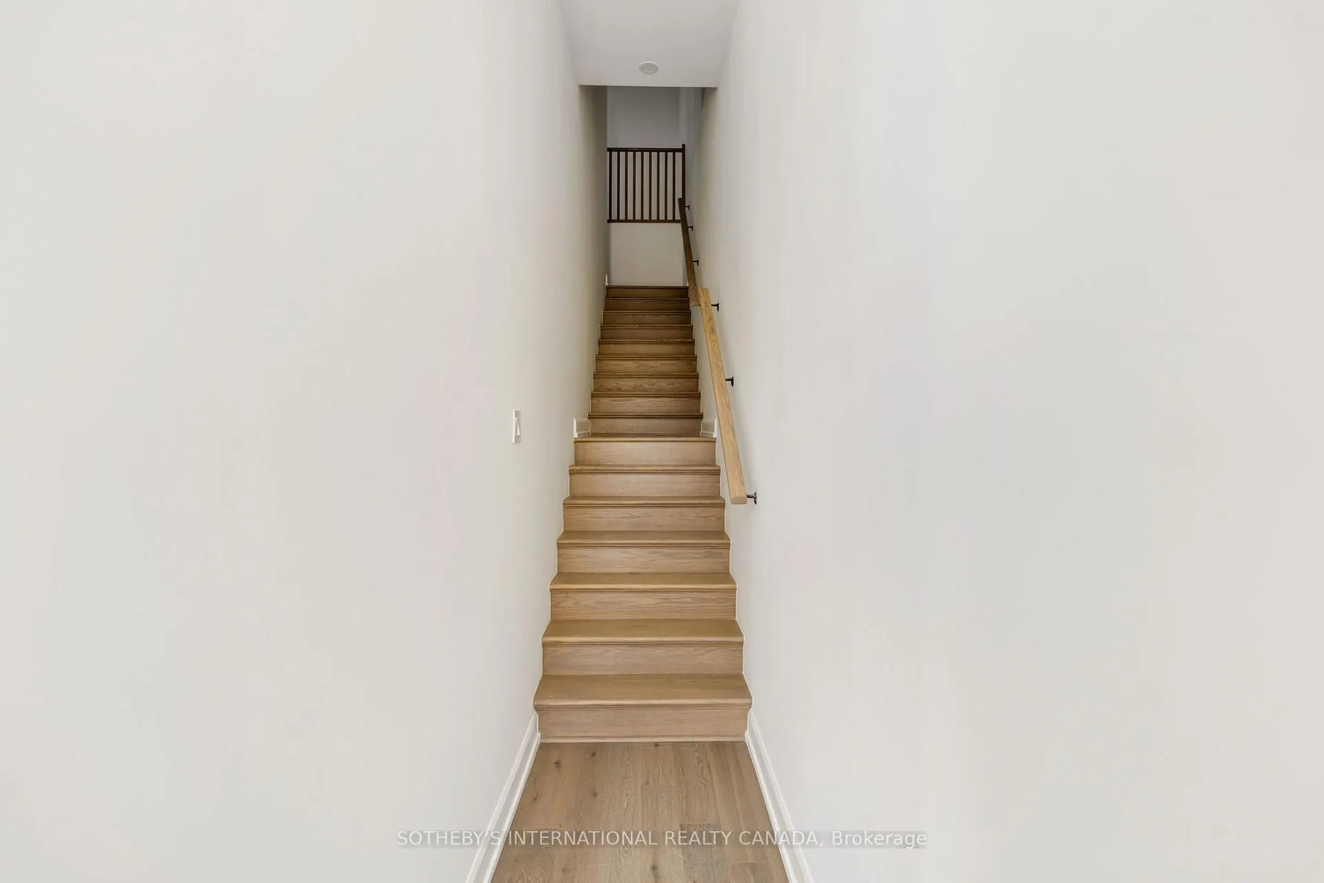 Photo 20 of Unit TH 105, 195 Hunter Street, Peterborough, Ashburnham Ward 4 — HOMEH