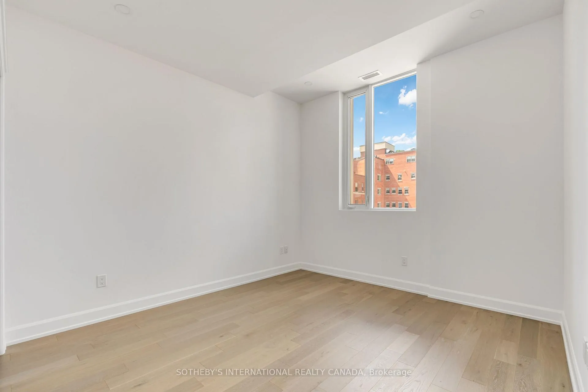 Photo 31 of Unit TH 105, 195 Hunter Street, Peterborough, Ashburnham Ward 4 — HOMEH