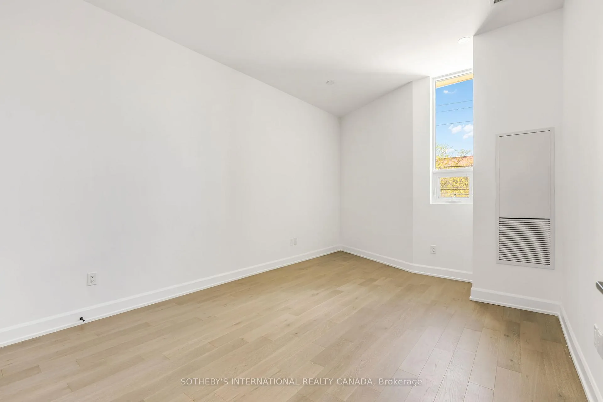 Photo 34 of Unit TH 105, 195 Hunter Street, Peterborough, Ashburnham Ward 4 — HOMEH