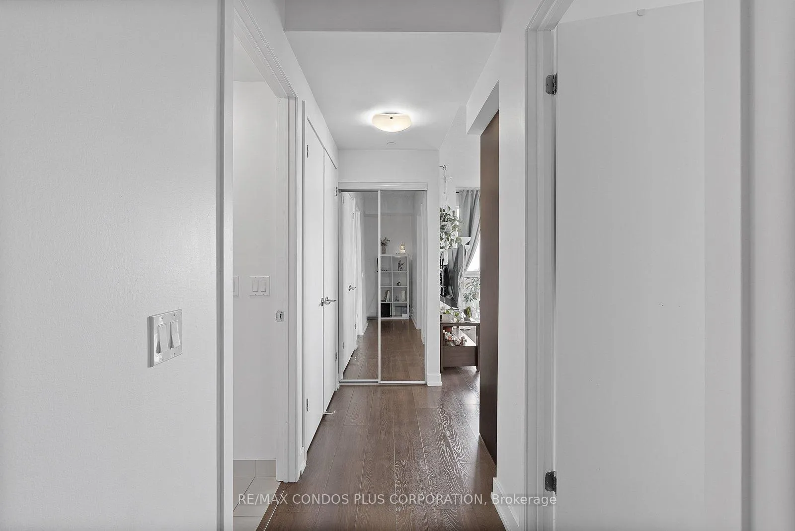 Photo 7 of Unit 3206, 2212 Lakeshore Boulevard W, Etobicoke, Mimico — HOMEH