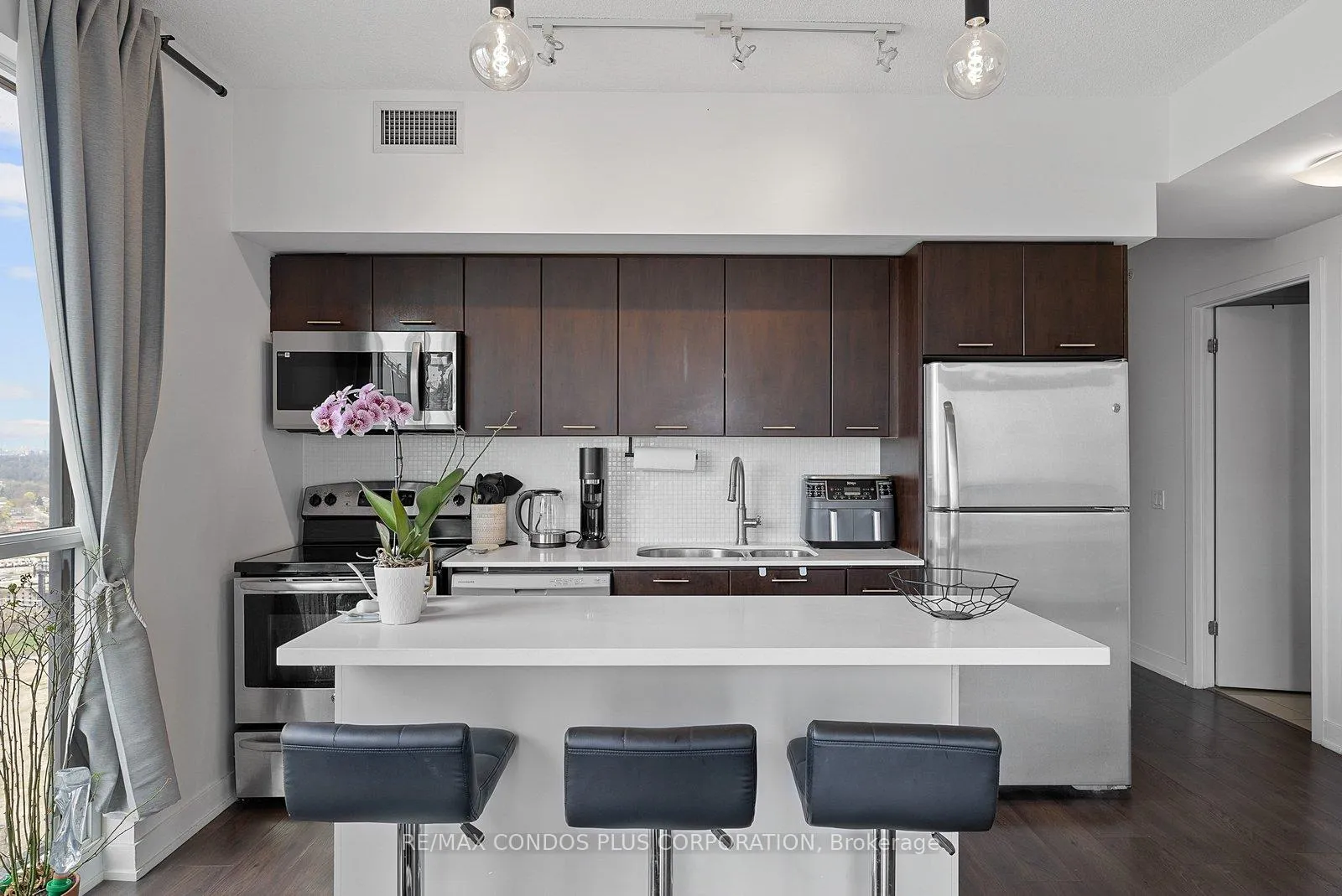 Photo 9 of Unit 3206, 2212 Lakeshore Boulevard W, Etobicoke, Mimico — HOMEH