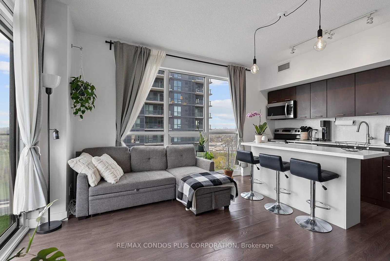 Photo 13 of Unit 3206, 2212 Lakeshore Boulevard W, Etobicoke, Mimico — HOMEH