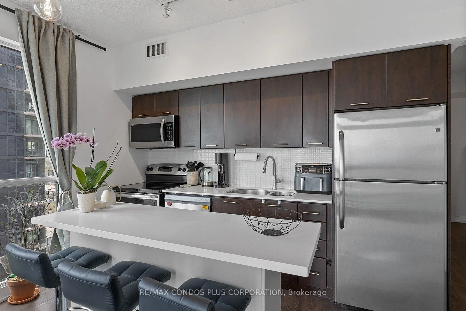 Photo 12 of Unit 3206, 2212 Lakeshore Boulevard W, Etobicoke, Mimico — HOMEH