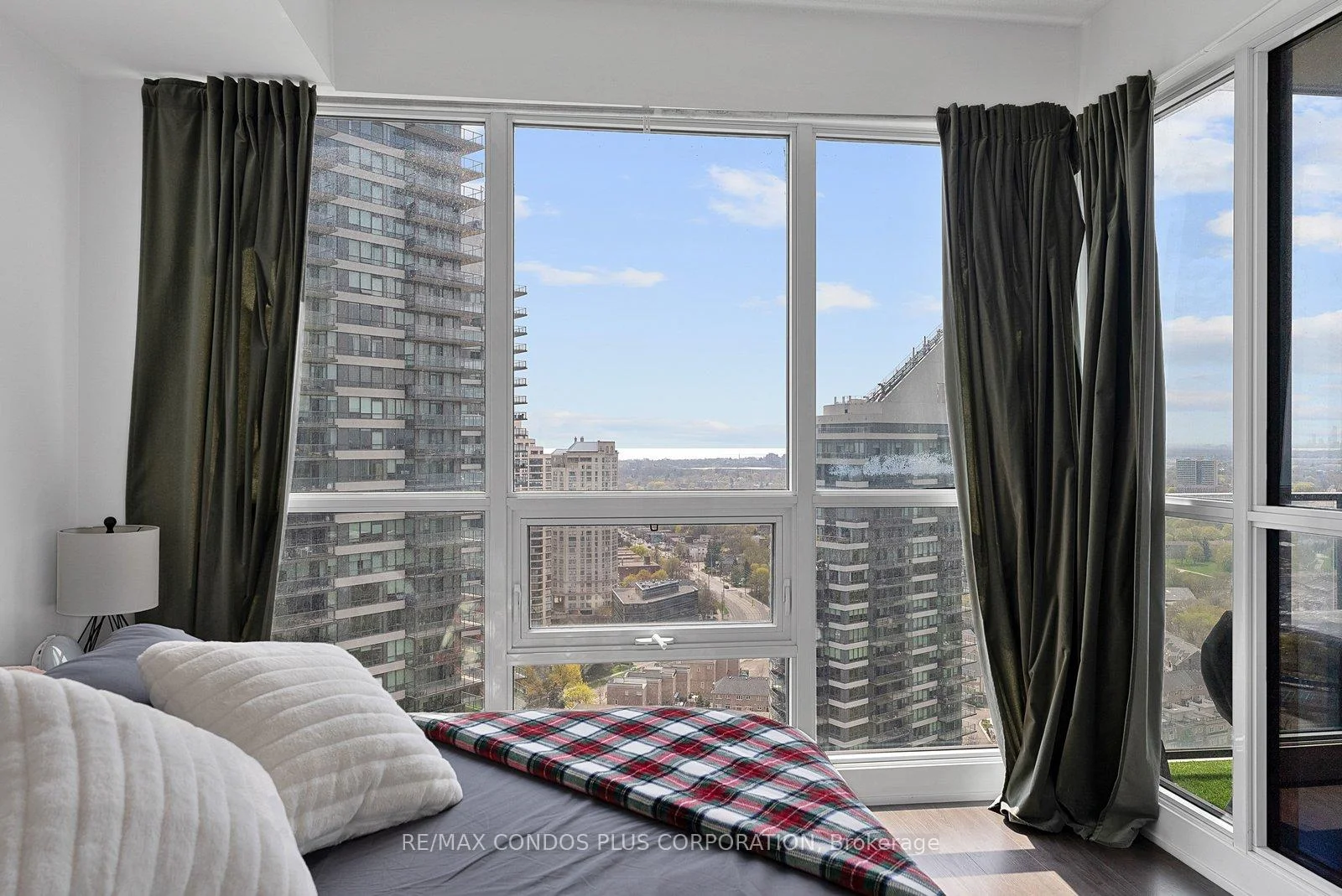 Photo 25 of Unit 3206, 2212 Lakeshore Boulevard W, Etobicoke, Mimico — HOMEH