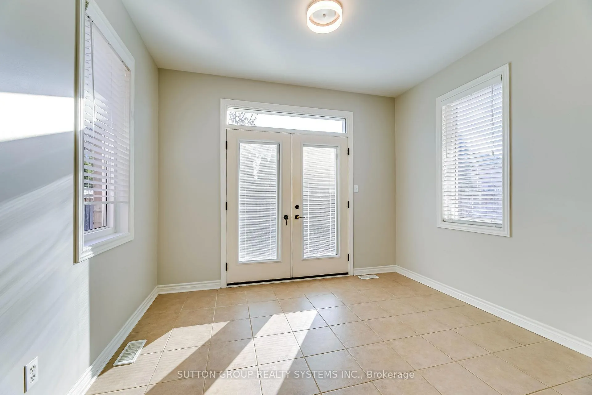 Photo 20 of 2132 Pine Glen Road, Oakville, Westmount — HOMEH