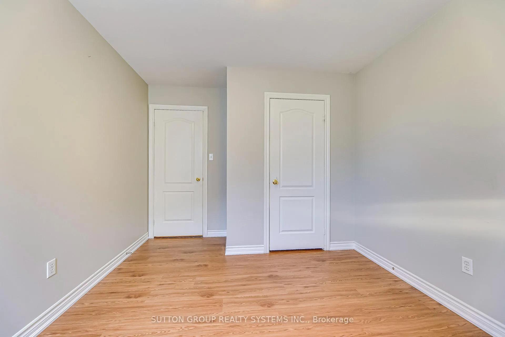 Photo 36 of 2132 Pine Glen Road, Oakville, Westmount — HOMEH