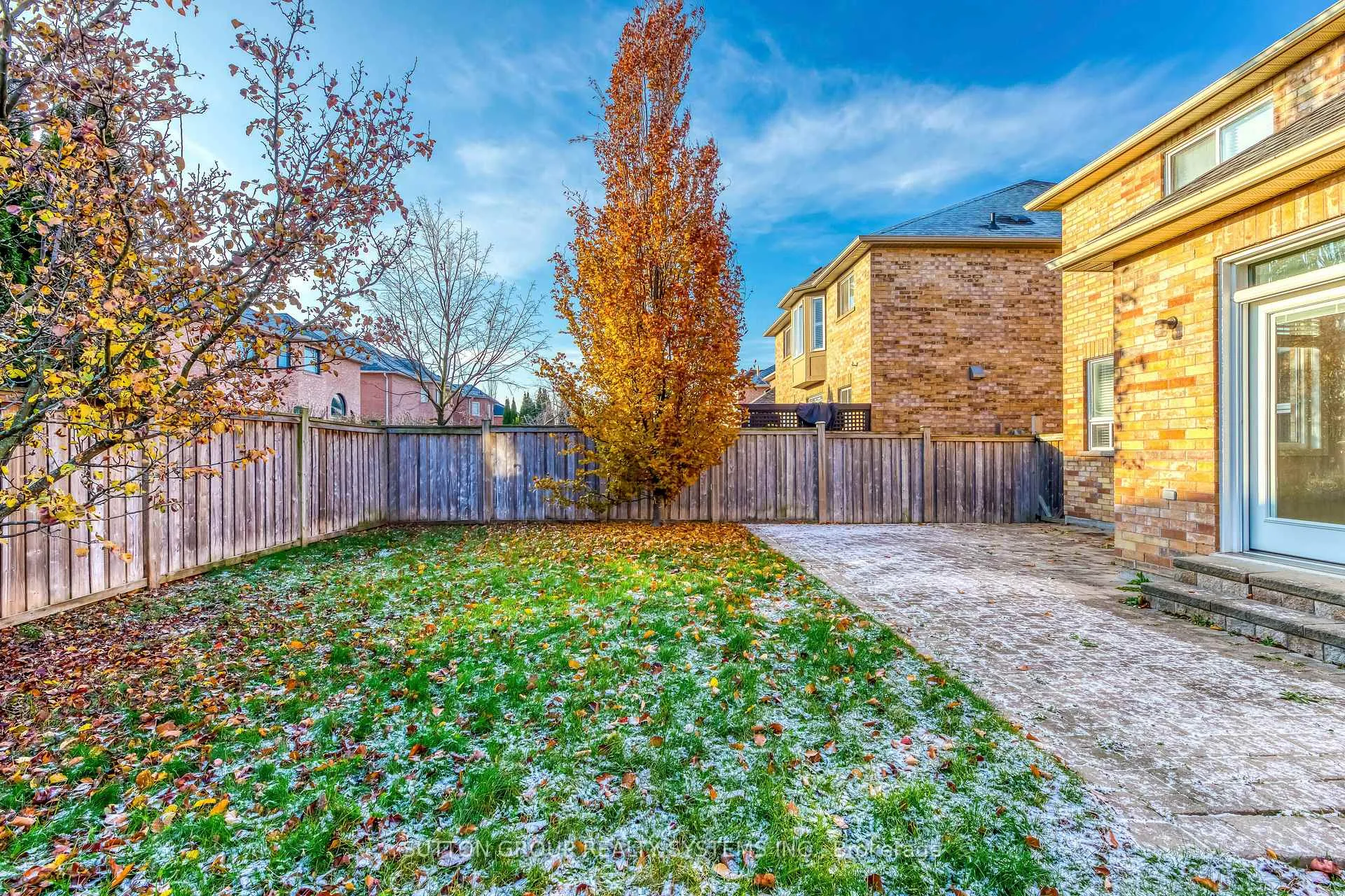 Photo 42 of 2132 Pine Glen Road, Oakville, Westmount — HOMEH