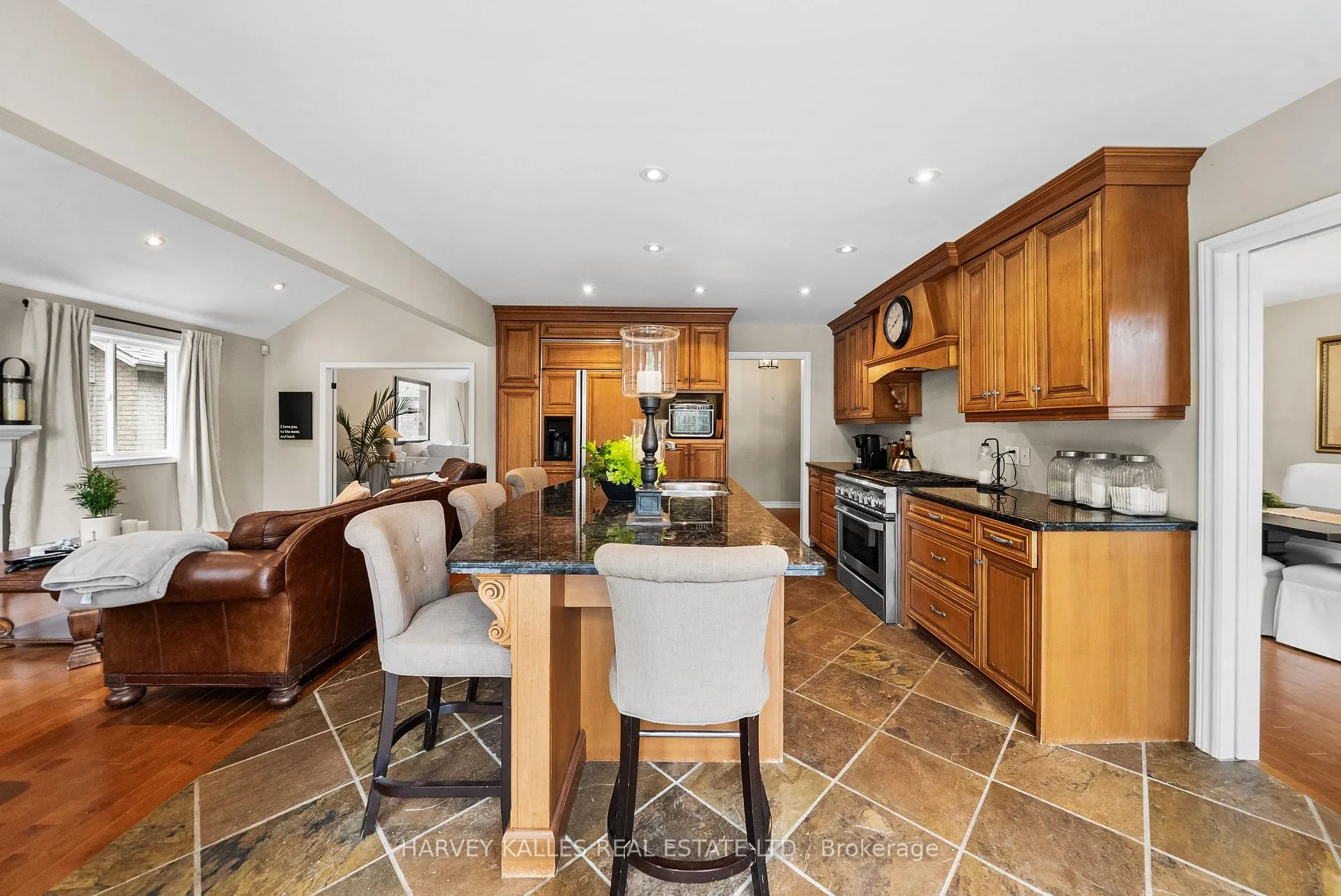 Photo 16 of 2139 Bushtrail Court, Burlington, Rose — HOMEH