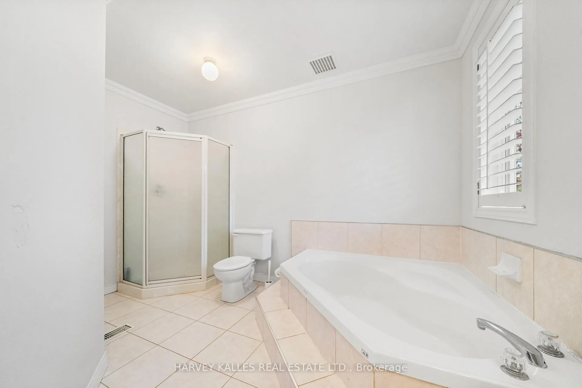 Photo 39 of 2139 Bushtrail Court, Burlington, Rose — HOMEH
