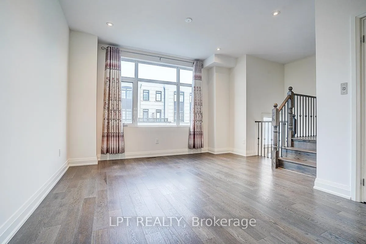 Photo 7 of 84 William Saville Street, Markham, Unionville — HOMEH