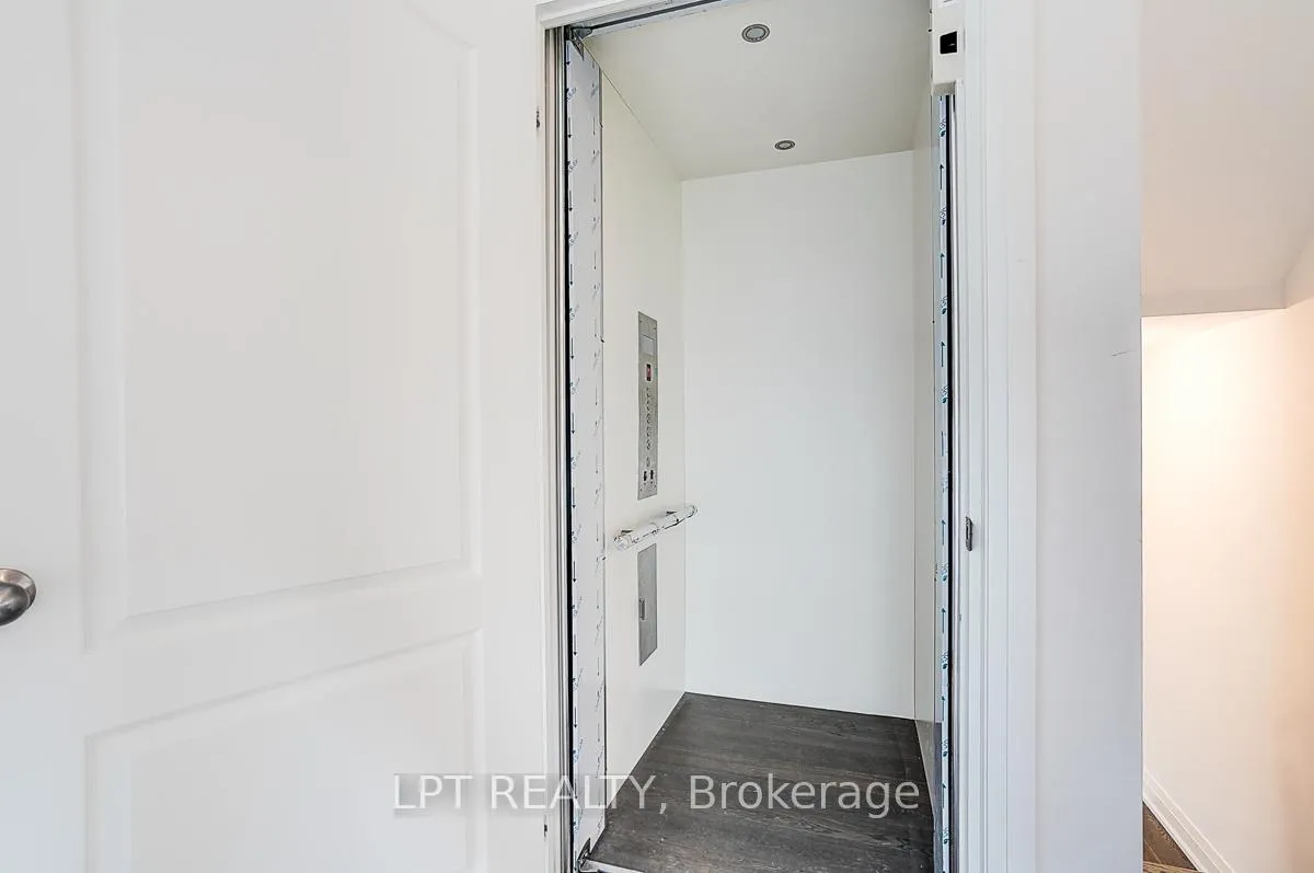 Photo 17 of 84 William Saville Street, Markham, Unionville — HOMEH