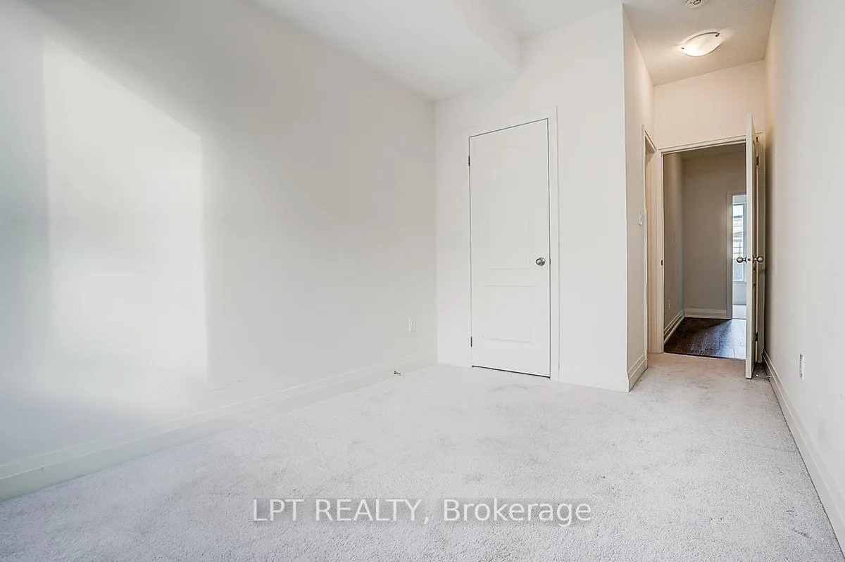 Photo 20 of 84 William Saville Street, Markham, Unionville — HOMEH