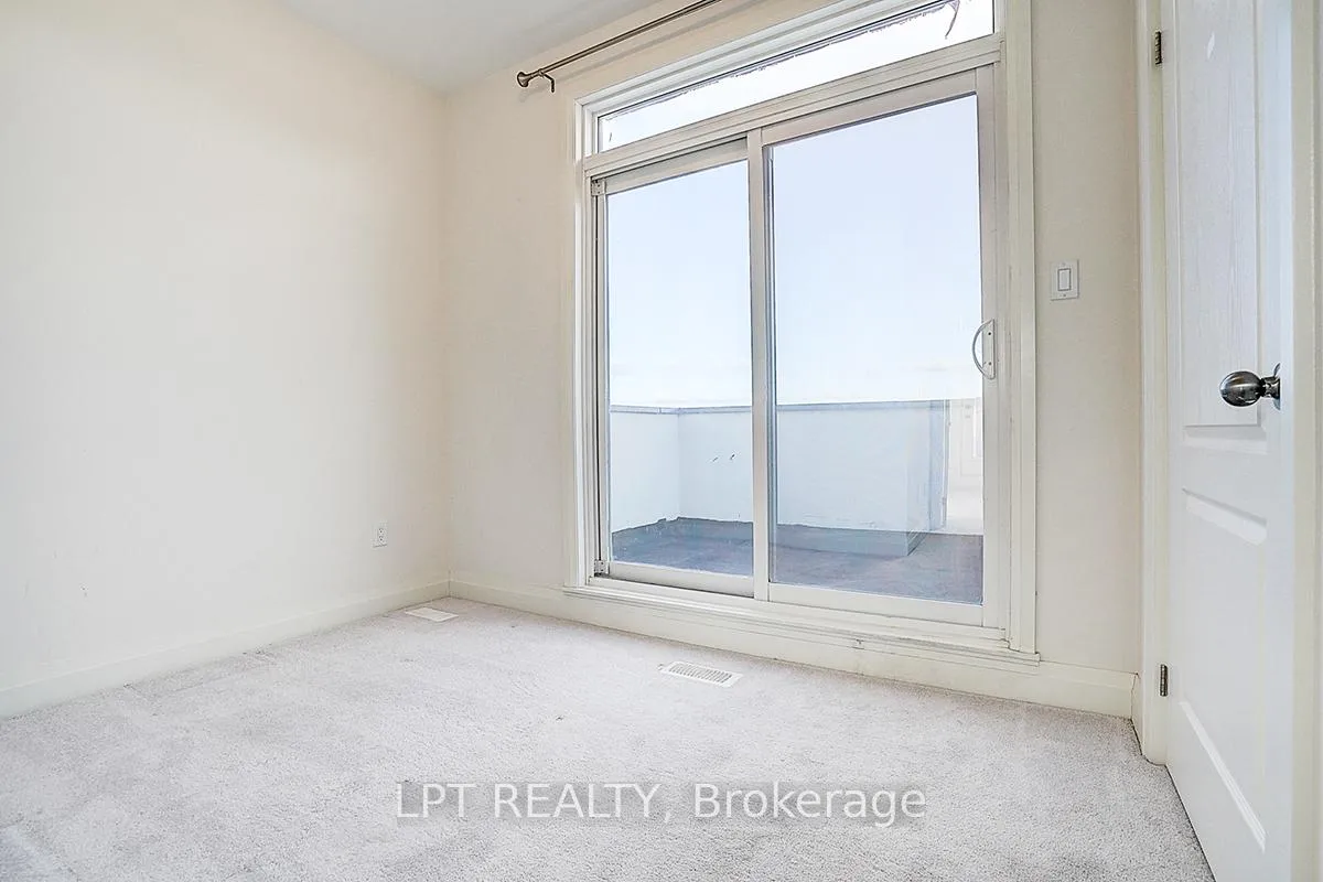 Photo 30 of 84 William Saville Street, Markham, Unionville — HOMEH