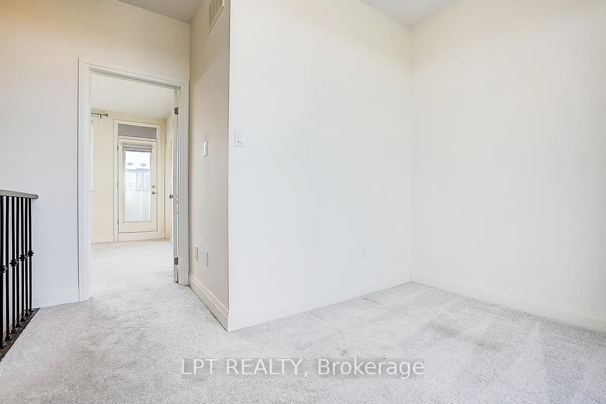 Photo 32 of 84 William Saville Street, Markham, Unionville — HOMEH