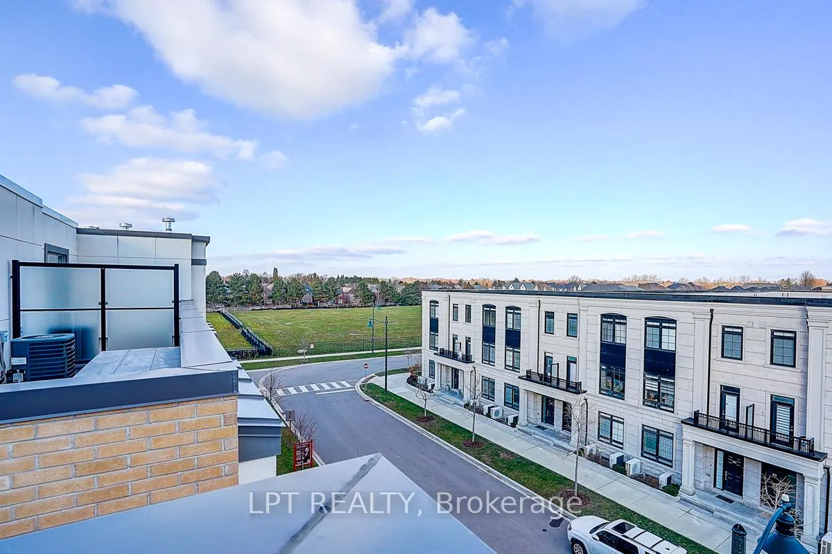 Photo 44 of 84 William Saville Street, Markham, Unionville — HOMEH