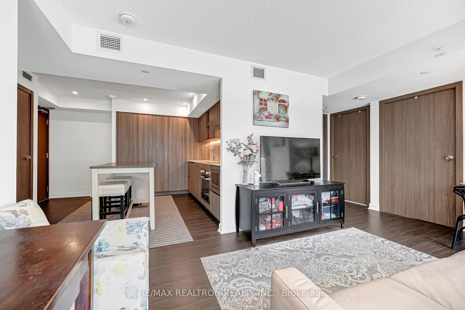 Photo 13 of Unit 811, 19 Bathurst Street, Toronto, Waterfront Communities — HOMEH