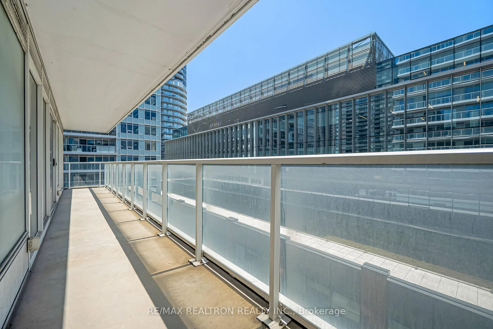Photo 31 of Unit 811, 19 Bathurst Street, Toronto, Waterfront Communities — HOMEH