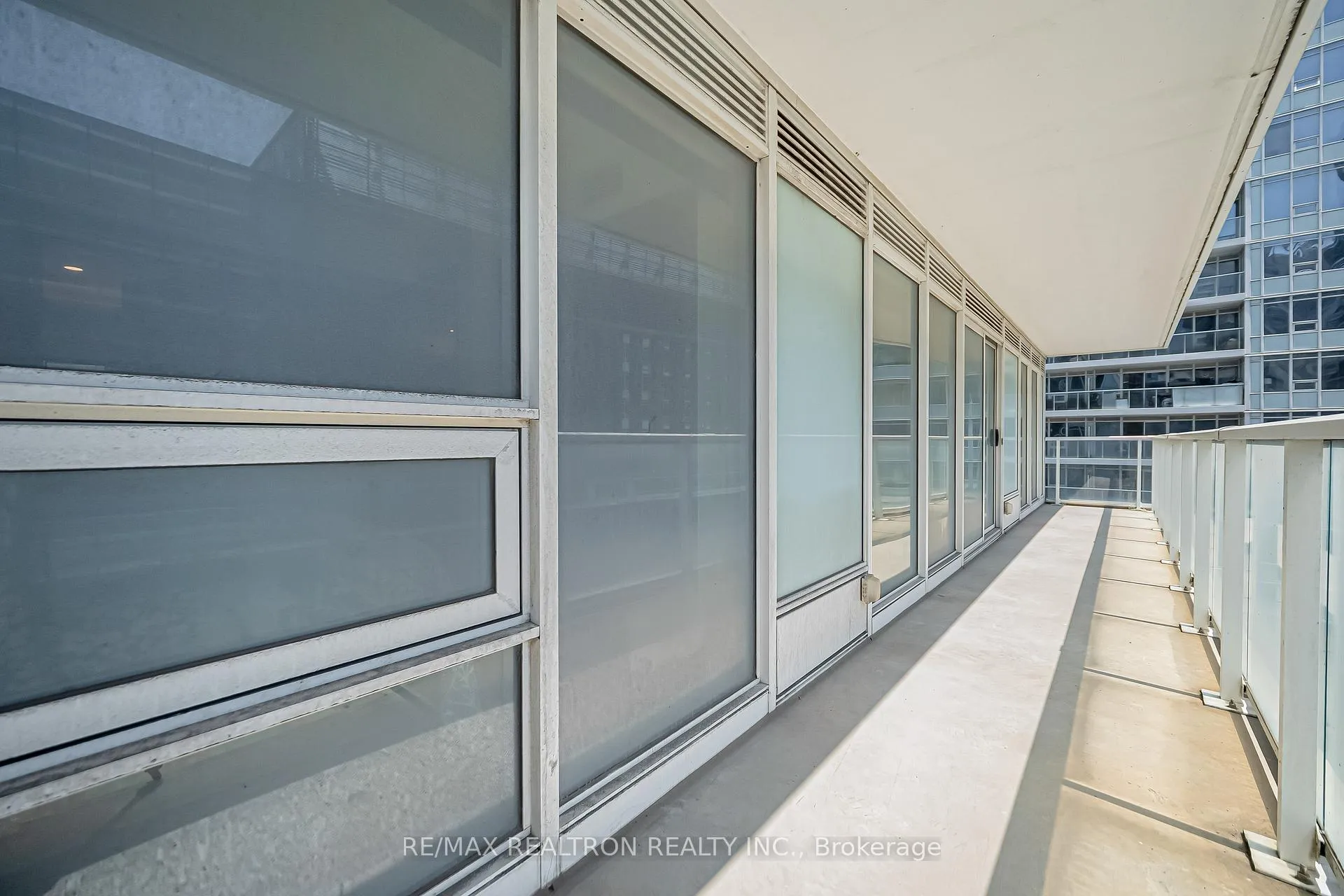 Photo 32 of Unit 811, 19 Bathurst Street, Toronto, Waterfront Communities — HOMEH