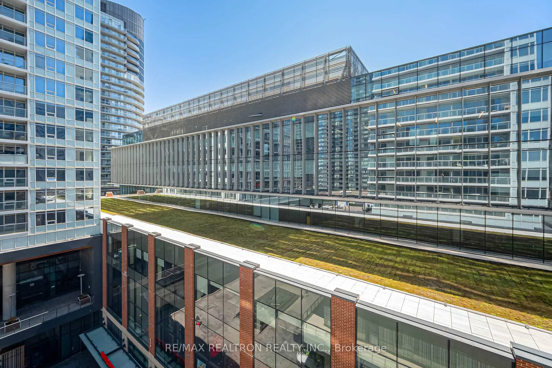 Photo 35 of Unit 811, 19 Bathurst Street, Toronto, Waterfront Communities — HOMEH