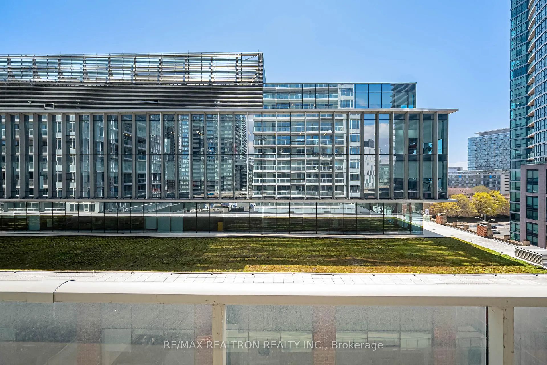 Photo 36 of Unit 811, 19 Bathurst Street, Toronto, Waterfront Communities — HOMEH