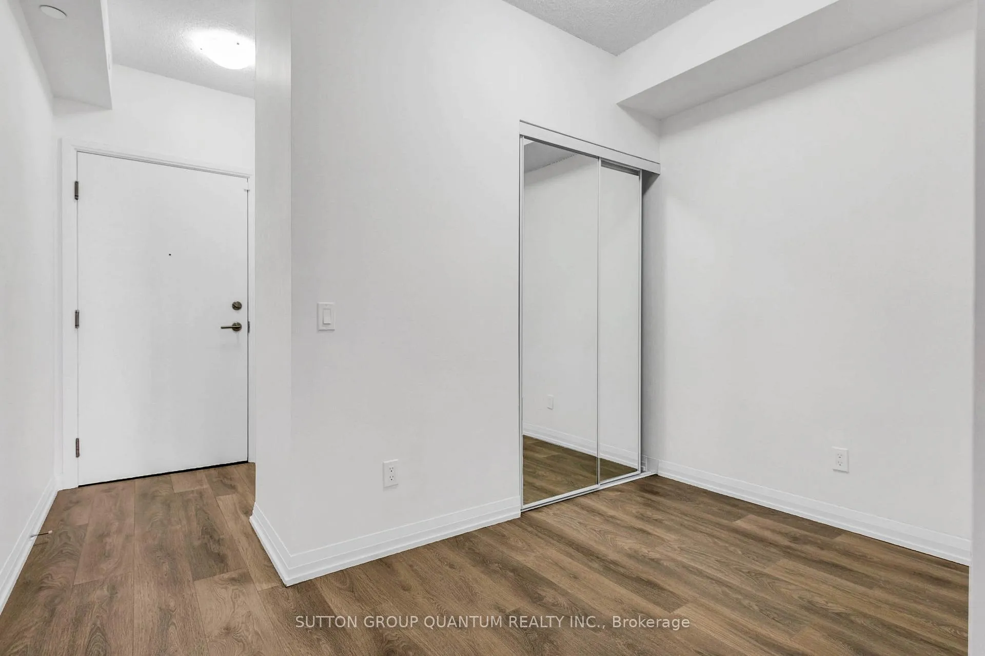 Photo 8 of Unit 1712, 7895 Jane Street, Vaughan, Concord — HOMEH
