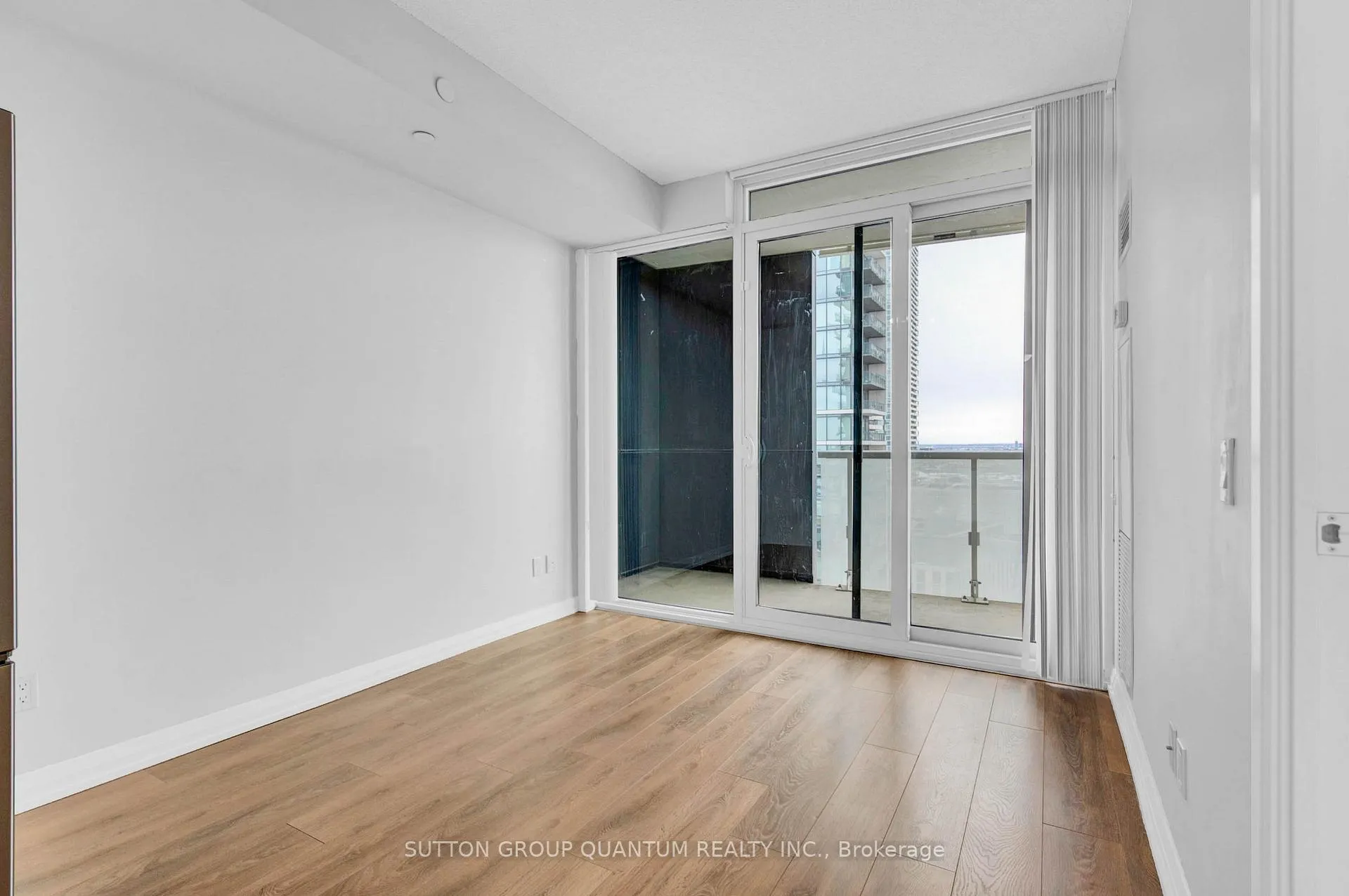 Photo 12 of Unit 1712, 7895 Jane Street, Vaughan, Concord — HOMEH