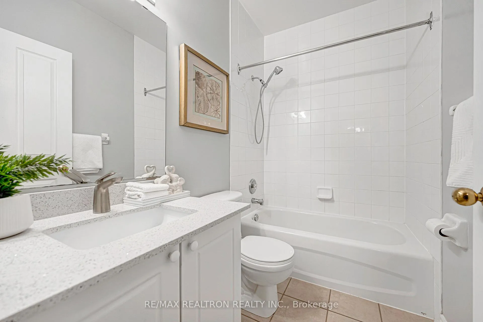 Photo 20 of Unit 203, 255 Keats Way, Waterloo, Beechwood — HOMEH