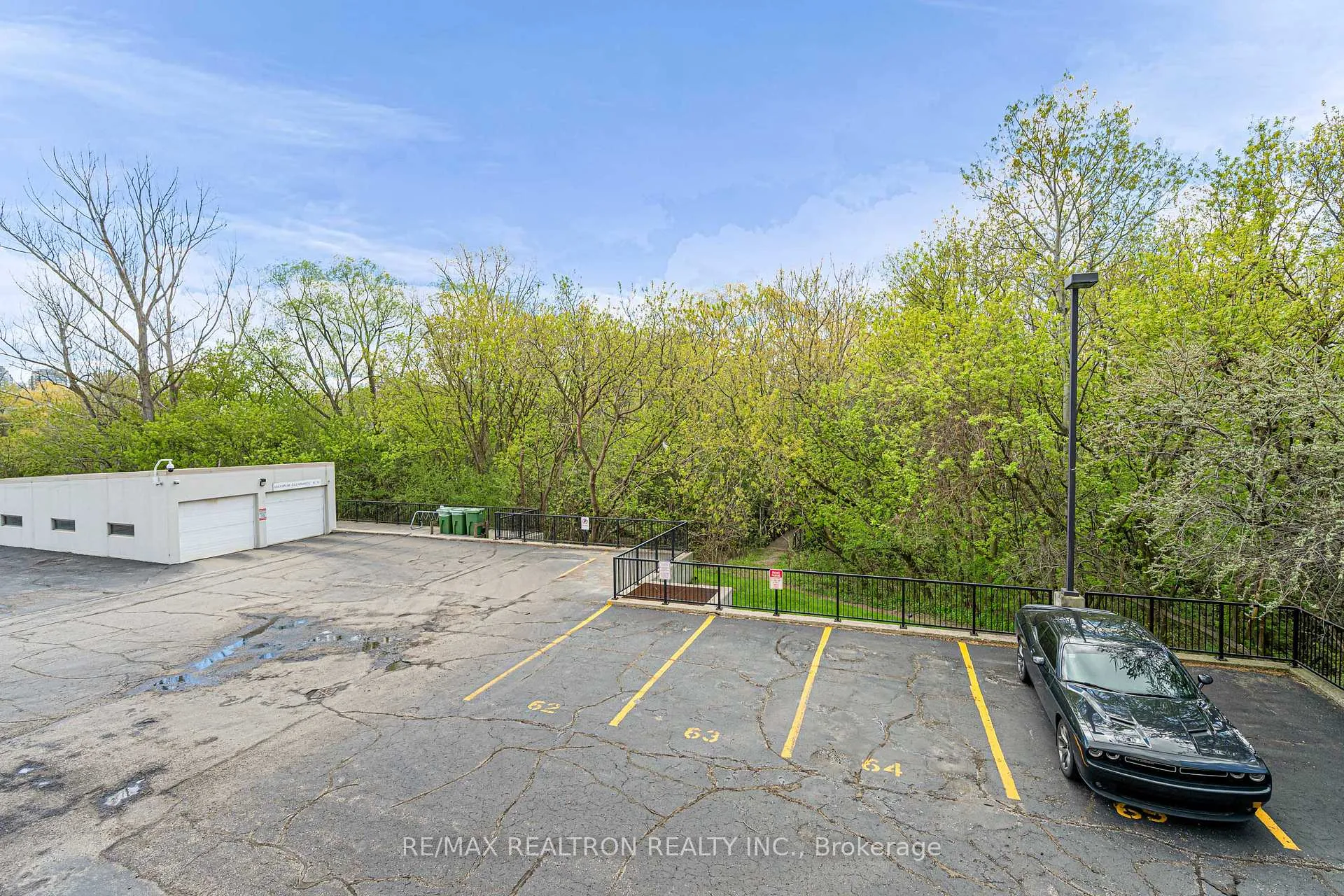 Photo 45 of Unit 203, 255 Keats Way, Waterloo, Beechwood — HOMEH