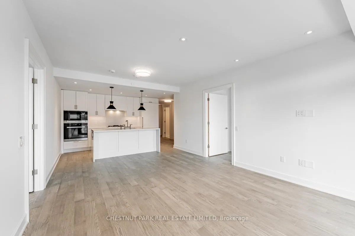 Photo 11 of Unit 512, 1 Strathgowan Avenue, Toronto, Lawrence Park South — HOMEH