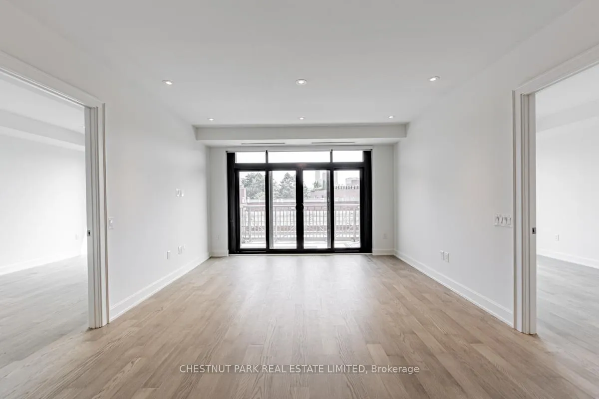 Photo 15 of Unit 512, 1 Strathgowan Avenue, Toronto, Lawrence Park South — HOMEH
