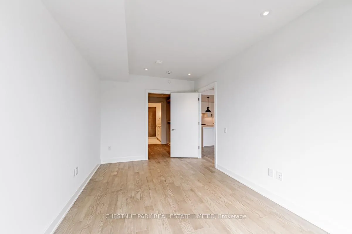 Photo 21 of Unit 512, 1 Strathgowan Avenue, Toronto, Lawrence Park South — HOMEH