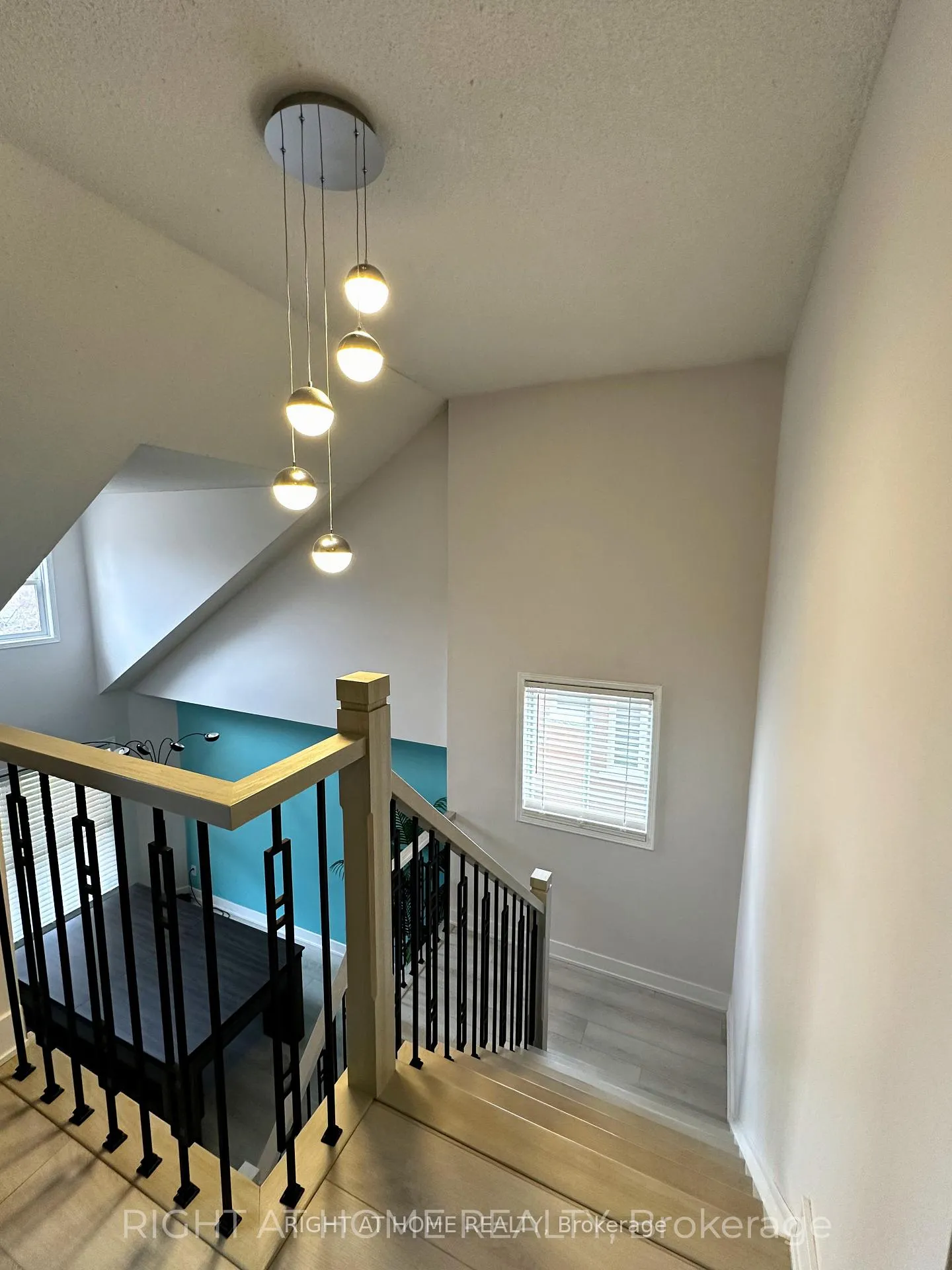 Photo 21 of 42 Brownell Street, Whitby, Rolling Acres — HOMEH