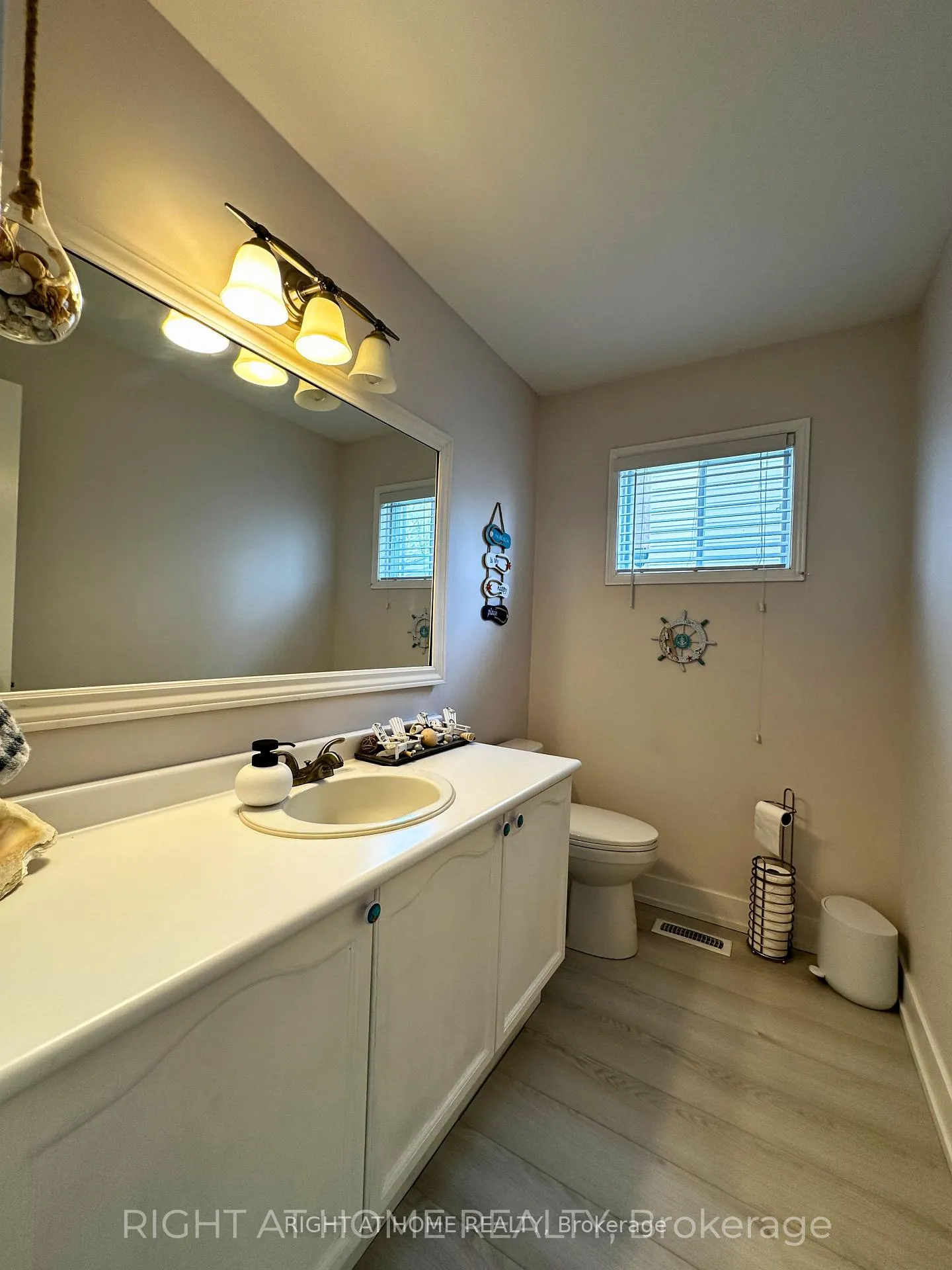Photo 26 of 42 Brownell Street, Whitby, Rolling Acres — HOMEH