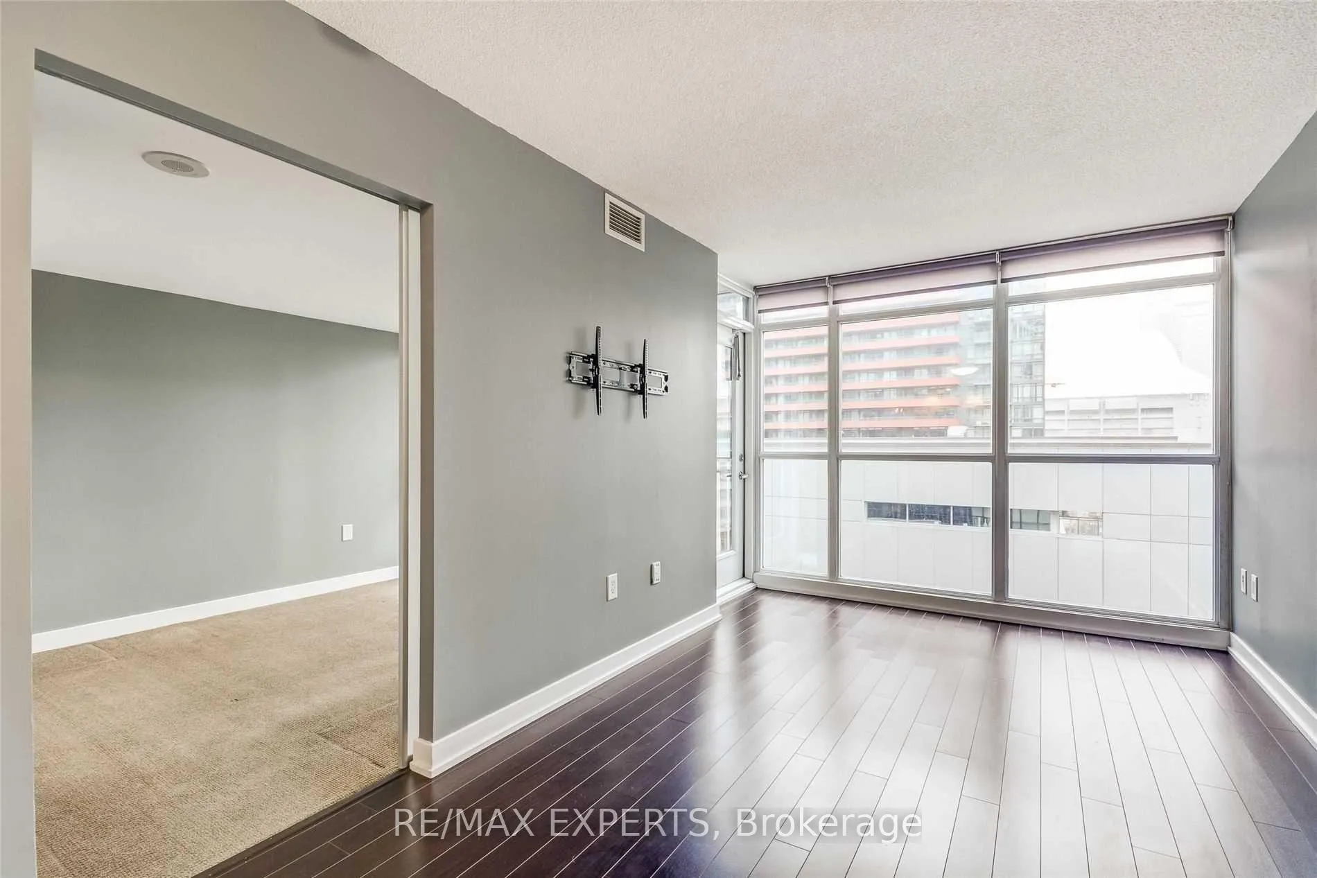 Photo 13 of Unit 605, 8 Telegram Mews, Toronto, Waterfront Communities — HOMEH