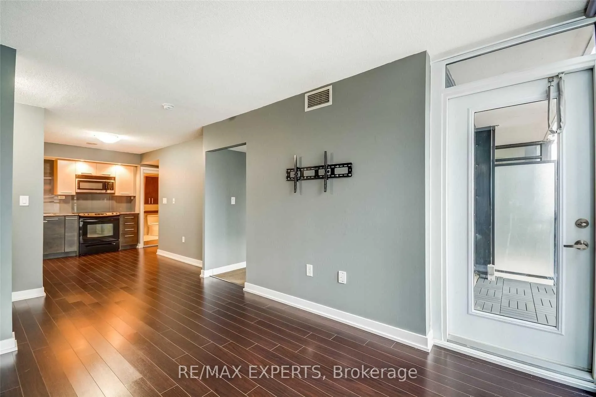 Photo 16 of Unit 605, 8 Telegram Mews, Toronto, Waterfront Communities — HOMEH