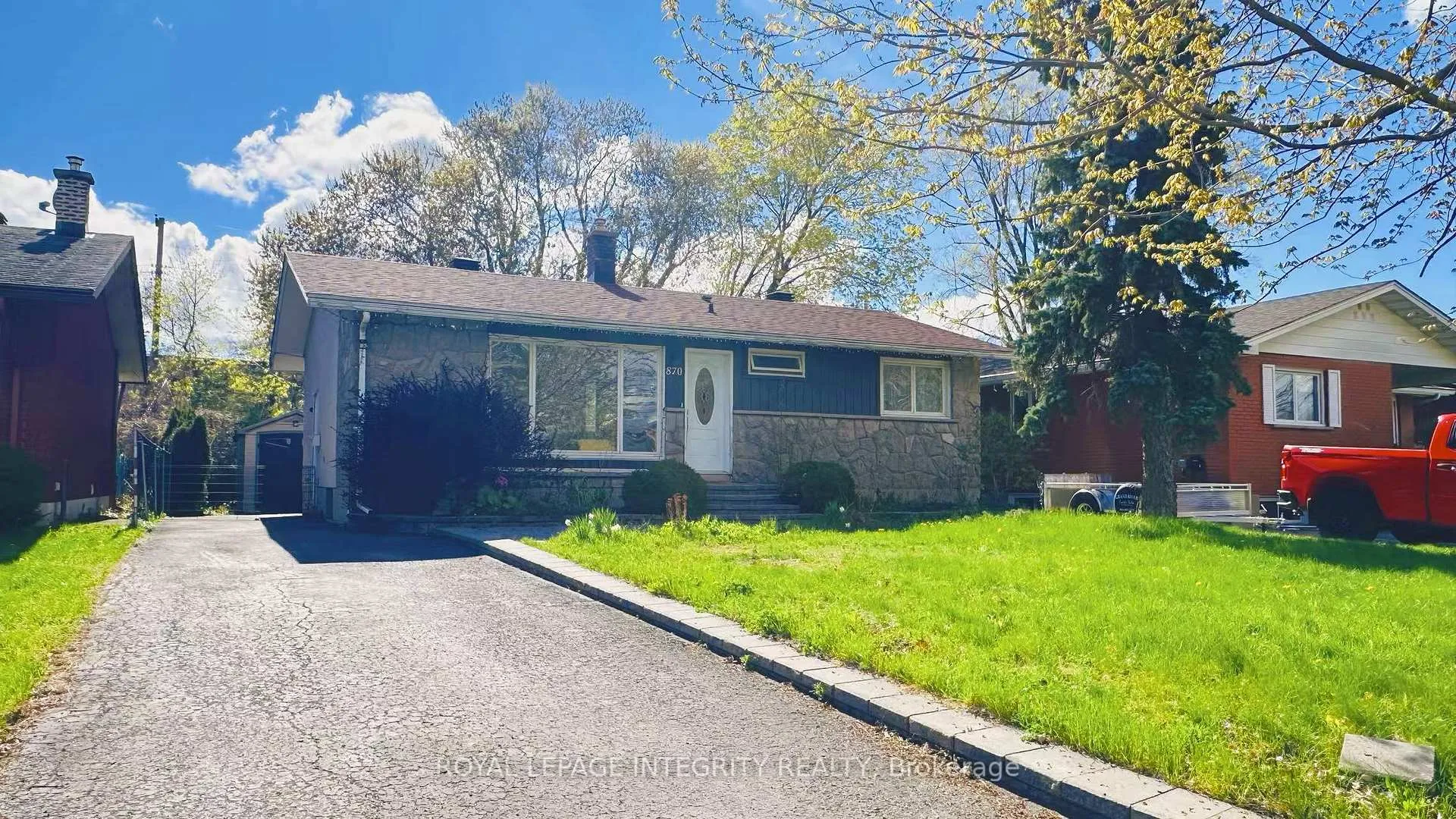 Photo 1 of 870 Claude Street, Ottawa, Castle Heights/Rideau High — HOMEH