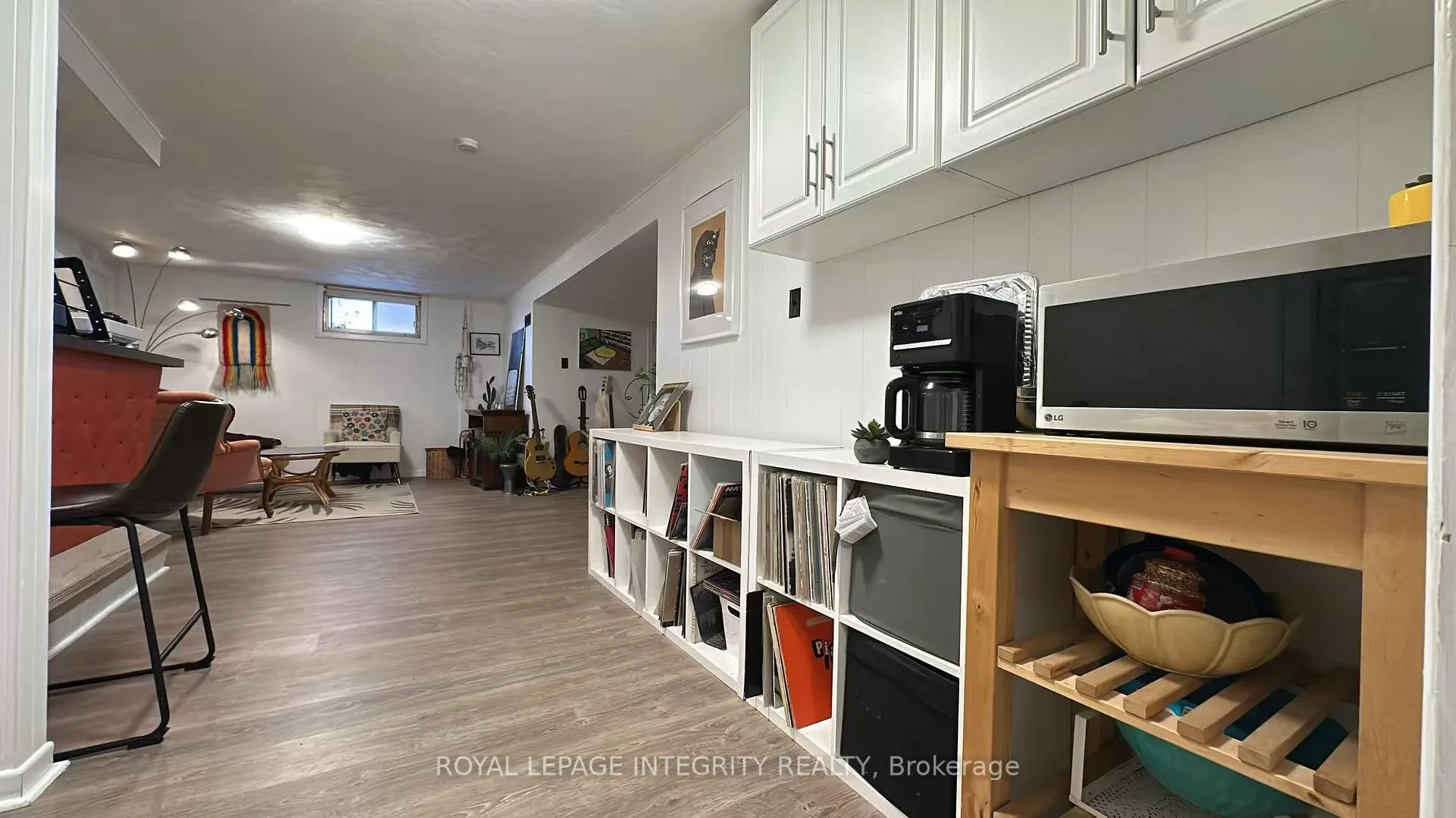 Photo 15 of 870 Claude Street, Ottawa, Castle Heights/Rideau High — HOMEH