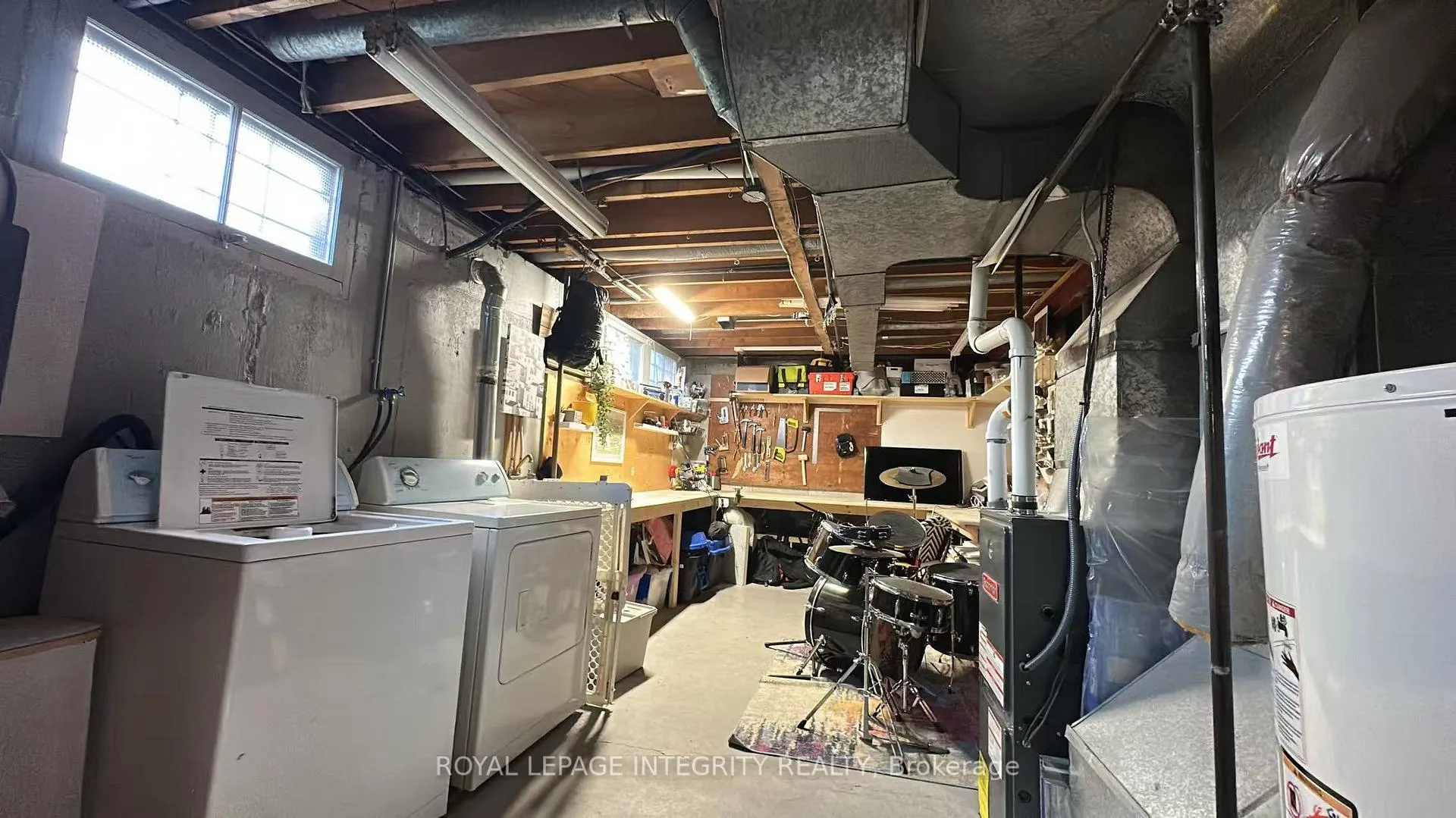 Photo 16 of 870 Claude Street, Ottawa, Castle Heights/Rideau High — HOMEH